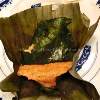 Otak Otak Daun Kaduk