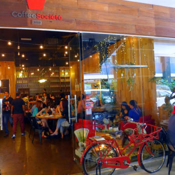 Coffee Société, Publika