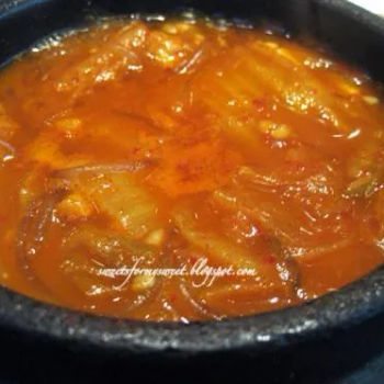 Kimchi Chigae