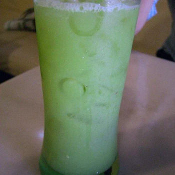 Kedondong Juice with Sour Plum