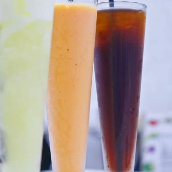 哈密瓜汁&木瓜牛奶