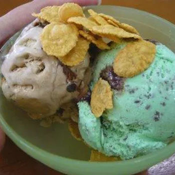 Pistachio and Chocolate Ice Cream