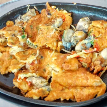 Oyster Omelette