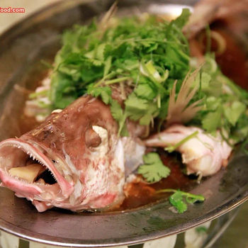 
Steamed Red Lion (Red Snapper) with Superior Soya Sauce