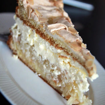 Meringue Apple Cake