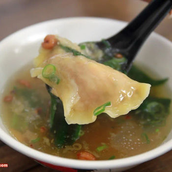 Dumpling Soup (2 pieces)
