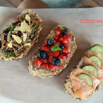 Crostini (A Set of Three)