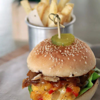 Mango Mint Chutney Burger with Fries