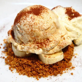 Banoffi made with banana and caramel