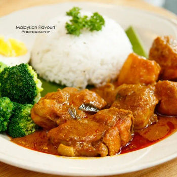 The Mob’s Curry Chicken Rice