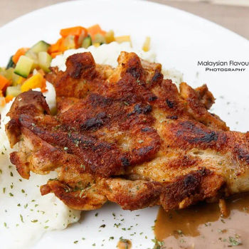 Grilled Chicken Chop with Mash Potato