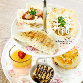 Tea Verandah Fruit Tea + Tea Set