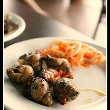 Escargots in kam heong style