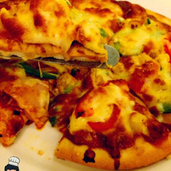 Tropical Hawaiian Pizza