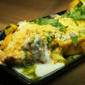 SAMOSA CHAAT