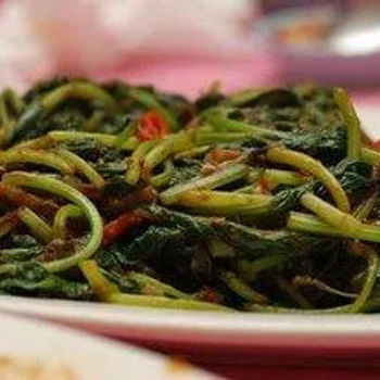 Fan Sue Miew (Tapioca leaf)