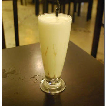 Vanilla milk shake
