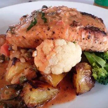Grilled salmon fillet