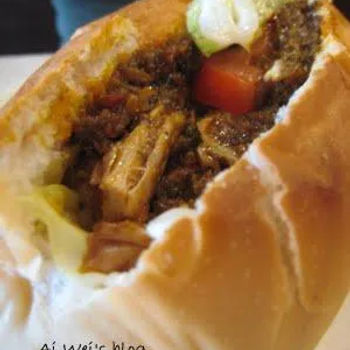 Toasted Bun with Rendang Chicken