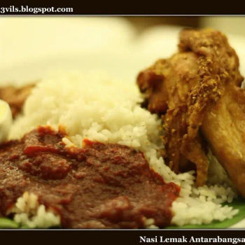 Nasi Lemak, Ayam Goreng Berempah