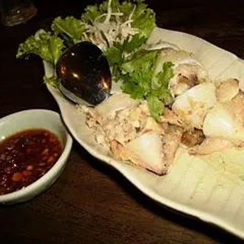 Muc Nhoi Stuffed Squid
