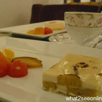 Baked Banana Pudding with Cinnamon Cream