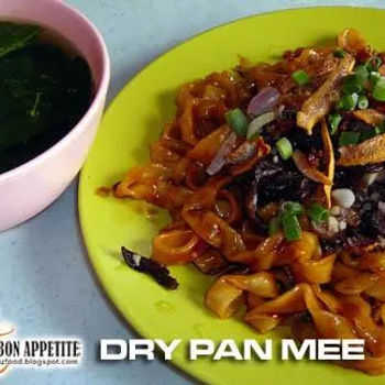 Dry Pan Mee