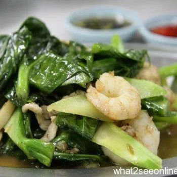 Fried Kai Lan With Seafood