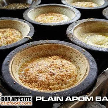 Plain Apom Balik and Cream Corns Apom Balik