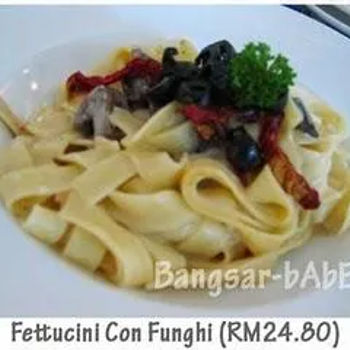 Fettucinni Con Funghi