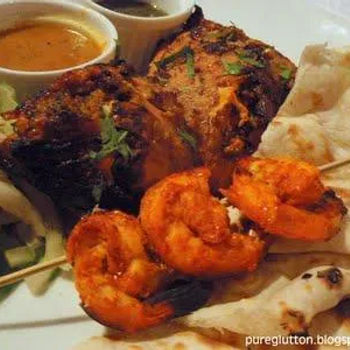 Tandoori-Styled Grilled Chicken and Skewer Shrimps