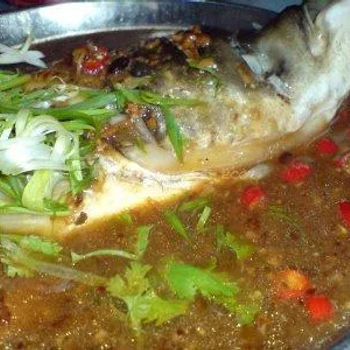 Fish with sauce