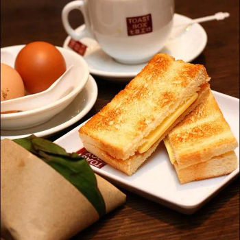 Traditional Toast Set