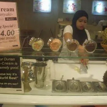 Durian Teppanyaki Ice Cream Stall