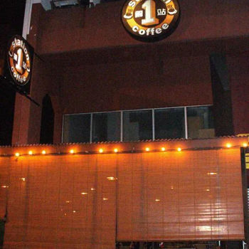 Restaurant fron view