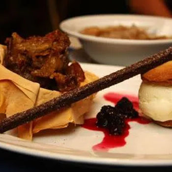 Dates And Banana In Filo Cup