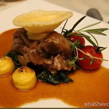 Mediterranean Style Lamb Shank