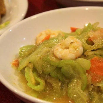 Bitter Gourd With Salted Mustard Leaves