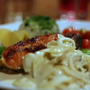 Grilled Salmon Garlic Asparagus With Lime Rice