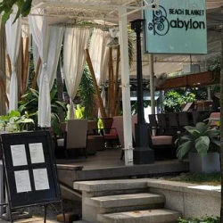 Beach Blanket Babylon