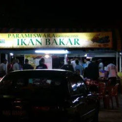 Parameswara Grilling Fish