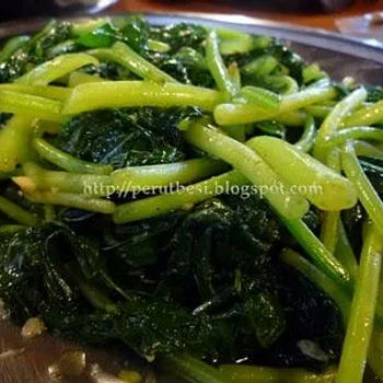 Stir-Fried Sweet Potato Leaves with Garlic