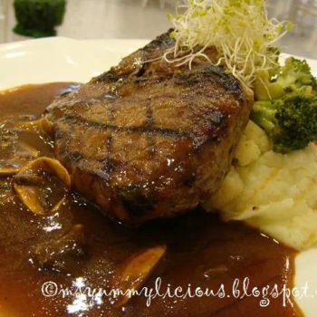Chargrill Australian Rib-Eye Steak @ RM35.90