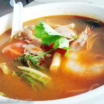 tom yam noodle