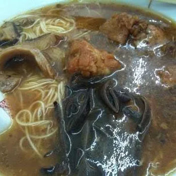 Redwine Chicken Mee Suah