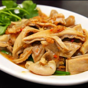 Stir Fried Pork Maw and Intestines with Dried Shri