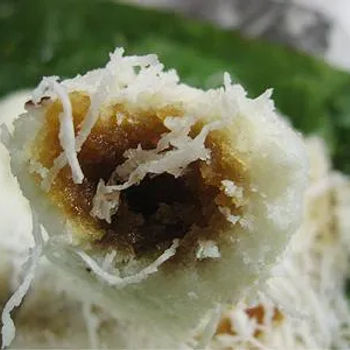 Putu bamboo