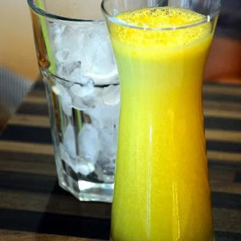 Mix of sunkist orange & granny smith apple