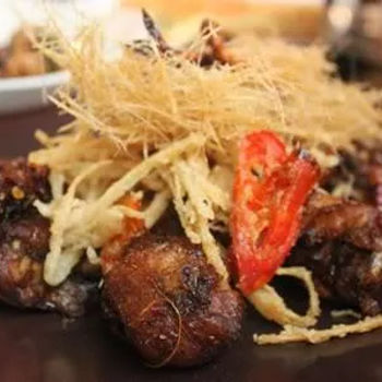 香茅家乡鸡 (Ta Krai Chicken)