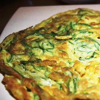 Omelette with vegetables